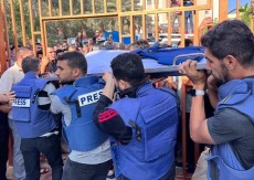 فيلم وثائقي عن صحفيي غزة يفوز بجائزة "إيمي" العالمية