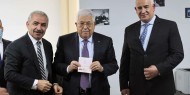 الرئيس يتسلم أول نسخة من جواز السفر الفلسطيني البيومتري