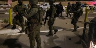 القدس: الاحتلال يعتدي على شاب ويعتقله قرب مخيم شعفاط واندلاع مواجهات