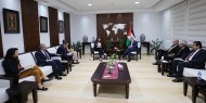 رئيس الوزراء يبحث مع مديرة بعثة الوكالة الأميركية للتنمية مشاريع الوكالة للعام القادم