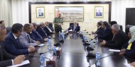 رئيس الوزراء يستقبل الملتحقين بدورة كبار الضباط الـ21